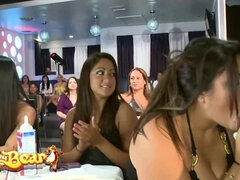 デカチン, デカパイ, フェラチオ, 顔射, 手コキする, Hd, 異人種間, オッパイの