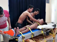 Asiater, Fangenskap, Føtter, Fetisj, Runke