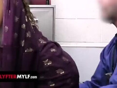 Garganta funda, Facial, Indianoa, Latina, Mãe gostosa, Melharucos naturais, Xoxota, Despir