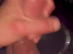 Műcerka, Európai, Német, Egyedül