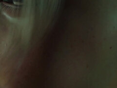 18, Tredimensionel, Stor pik, Buttet, Mor jeg gerne vil kneppe, Naturlige bryster, Teenager, Stramt