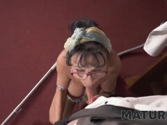 Tetas grandes, Morena, Abuelita, Maduro, Tetas naturales, Coño, Afeitado