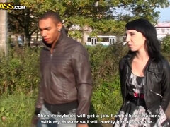 Anal, Brunett, Ansiktsbehandling, Onani, Pengar, Utomhus, Strumpbyxor, Trekant