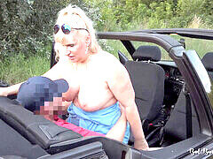 Sucer une bite, Tir de sperme, Fait maison, Hongroise, Mature, Maman, Public