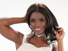 오랄섹스, 흑갈색 머리, 에보니, 글로리홀, 자연의 가슴, 빼빼한, 청소년, 젖가슴