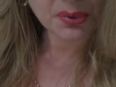 Britannique, Clito, Femme couguar, Mature, Chatte, Solo, Nénés, Toilettes