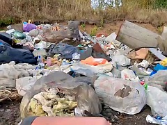 Corridas, Sexo duro, Masturbación, Al aire libre, Público, Flaco, Solo, Juguetes