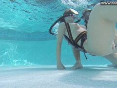 18 jaar, Enthousiasteling, Pijpbeurt, Fetisj, Biljart, Openbaar, Tiener, Onderwater