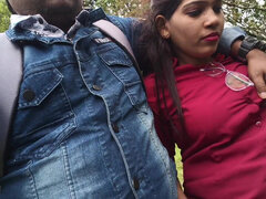 Toccando, Sfavillanti, Fidanzata, Indiana, Tette naturali, Tette