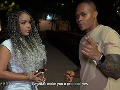 Enthousiasteling, Grote kont, Bruinharig, Sperma in mond, Latijnse vrouw, Moeder die ik wil neuken, Ruw