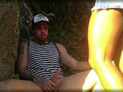 Amateur, Plage, Gros seins, Sucer une bite, Attrapée, Hard, De plein air, Nénés