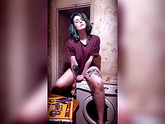 Samozadovoljevanje, Najstnice