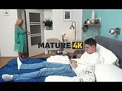 Velike joške, Blondinka, Češka, Hd, Zrela, Milf, Kričal
