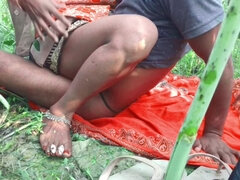 Indian Desi Village Wife Outdoor High Risky Public Sex Viral Videos Hindi Audio.tamil Women Girlfriend Boyfrien