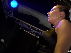 Cul, Gros cul, Sucer une bite, Groupe, Hard, Mère que j'aimerais baiser, Orgie, Chatte