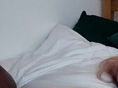 아메리카인, 본디지 훈육 사디즘 마소치슴, 다른 인종간의, 라텍스, 노예, 엉덩이 때리기, 스트랩, 문신