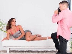 アナル, 舐める尻, デカ尻, フェラチオ, 茶髪の, バック, 淫乱熟女, ストリッピング