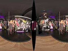 Trojrozměrné, Velké kozy, Blondýna, Lesbické, Realita, Kozičky