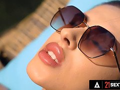 Анальный секс, Жопа, Минет, Сперма на лице, Пальцем, Секс без цензуры, Хд, Крошечные