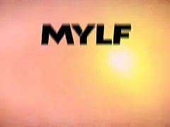 Amerikanisch, Blondine, Blasen, Sperma im mund, Spermaladung, Hd, Hausfrau, Milf
