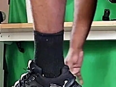 Sexy BBC Jock Doing Some Deep Anal Glute Training for a Tight Hole Grip