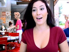 Платье, Пальцем, Каблуки, Мастурбация, Чудовищные размеры, На публике, Соло, Под юбкой