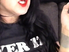 Leie, Grosse titten, Braunhaarige, Reif, Abendanzug, Tätowierung