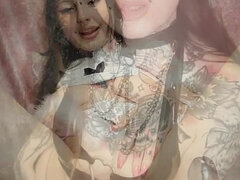 18 anni, Solo, Tatuaggi, Ragazza