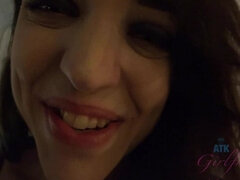 Bad, Blasen, Braunhaarige, Freundin, Latina, Muschi, Rock, Titten