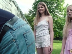 Spermaladung, Grossvater, Im freien, Muschi, Ablutschen, Jungendliche (18+), Flotter dreier