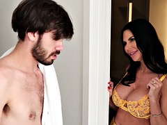 Anilíngua, Boquete, Morena, Jato de porra, Facial, Hardcore, Lingerie, Maduroa