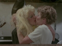 Iso perse, Blondi, Suihinotto, Kyrpä, Rankka, Hd, Pillu, Vuosikerta