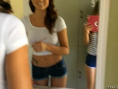 큰 가슴, 흑갈색 머리, 대학교, 레즈비언, 자연의 가슴