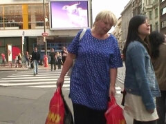 Velike joške, Blondinka, Fafanje, Busty, Babica, Muco, Resničnost, Jahanje