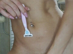 I shave my pussy