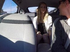 Grote mammen, Blond, Pijpbeurt, Auto, Stel, Sperma shot, Kut duiken
