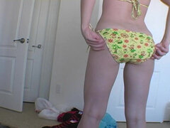 Solo Dream Babes: Jamie Lynn Tries on Panties