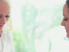 Όμορφη, Μεγάλα βυζιά, Λεσβία, Φυσικά, Οργασμός, Μουνί, Κοκκαλιάρης, Βυζιά