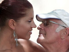 Sucer une bite, En levrette, Léchez, Chatte, Rousse roux, Rasée, Dénudage, Adolescente