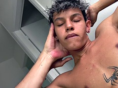 Pauzão, Primeira vez, Punheta, Hardcore, Latina, Massagem, Pontos de vista, Adolescente