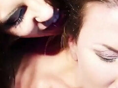 Ujjazás, Csókolózás, Leszbikus, Érett feleség, Nuni