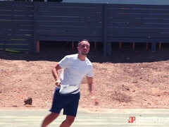 Zwart, Gek, Voeten, Voetbeurt, Buiten, Kort haar, Billekoek, Tatoeage