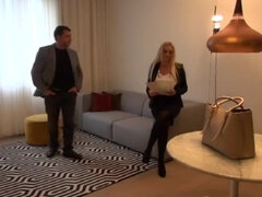 Sexy MILFs Esther Heart