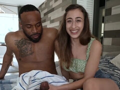 Nana, Noire, Sucer une bite, Brunette brune, En levrette, Branlette thaïlandaise, Monstre, Echangistes