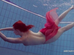 Большие сиськи, Хд, Натуральные сиськи, На публике, Русские, Тату, Сиськи, Под водой