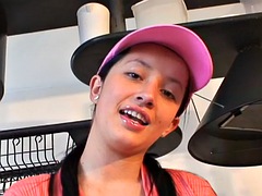 Enthousiasteling, Hardcore, Zoenen, Latijnse vrouw, Lesbisch, Buiten, Tiener, Tieten likken