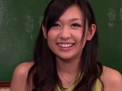 18 éves, Ázsiai, Popó, Kisbaba, Ujjazás, Kőkemény, Nuni, Tini