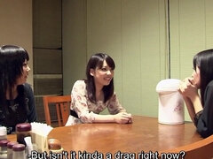 18 ans, Asiatique, Nana, Brunette brune, Érotique, Jeux, Fête, Se déshabiller