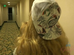 Amatör, Avsugning, Fötter, Fotjobb, Flickvän, Handjobb, Pov, Röker