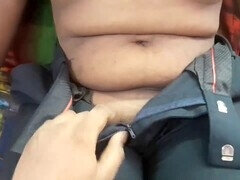 18, バイセクシャル, インド人, オフィス